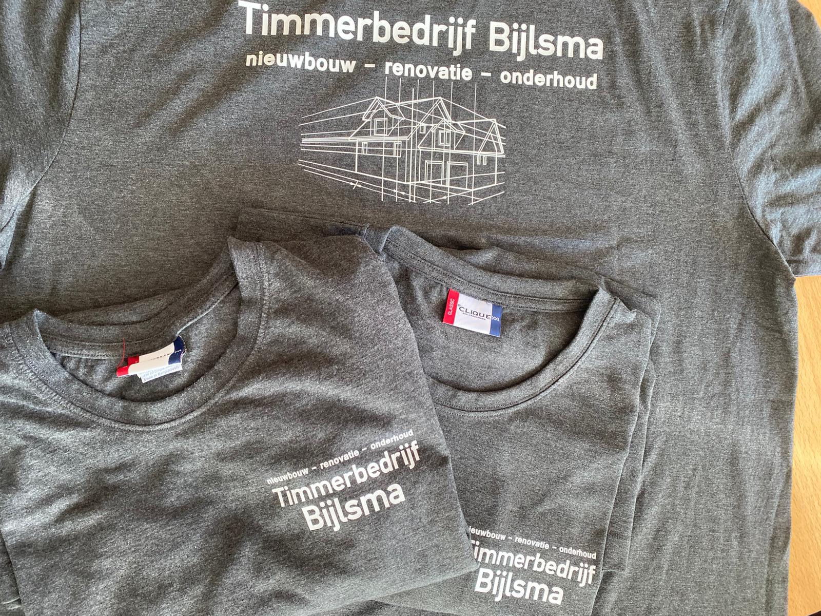 Kleding Bedrukken - GJ Belettering | Belettering – Stickers – Banners - XXL  Printing in Oosterwolde, Smilde e.o.